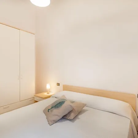 Villa House Junchi 2 *
